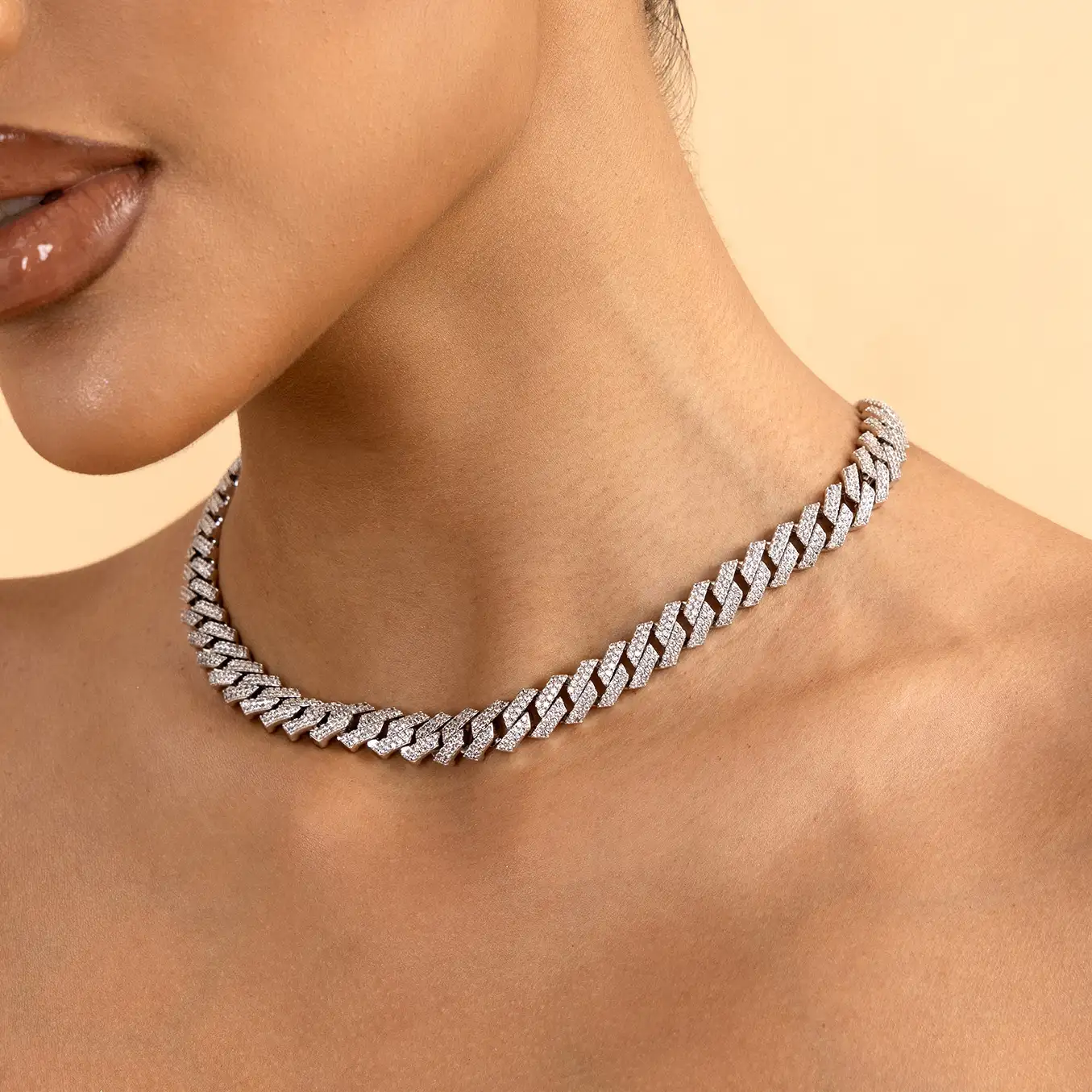 Yellow Gold Round Cut Prong Cuban Link Chain - 8mm - Image 3