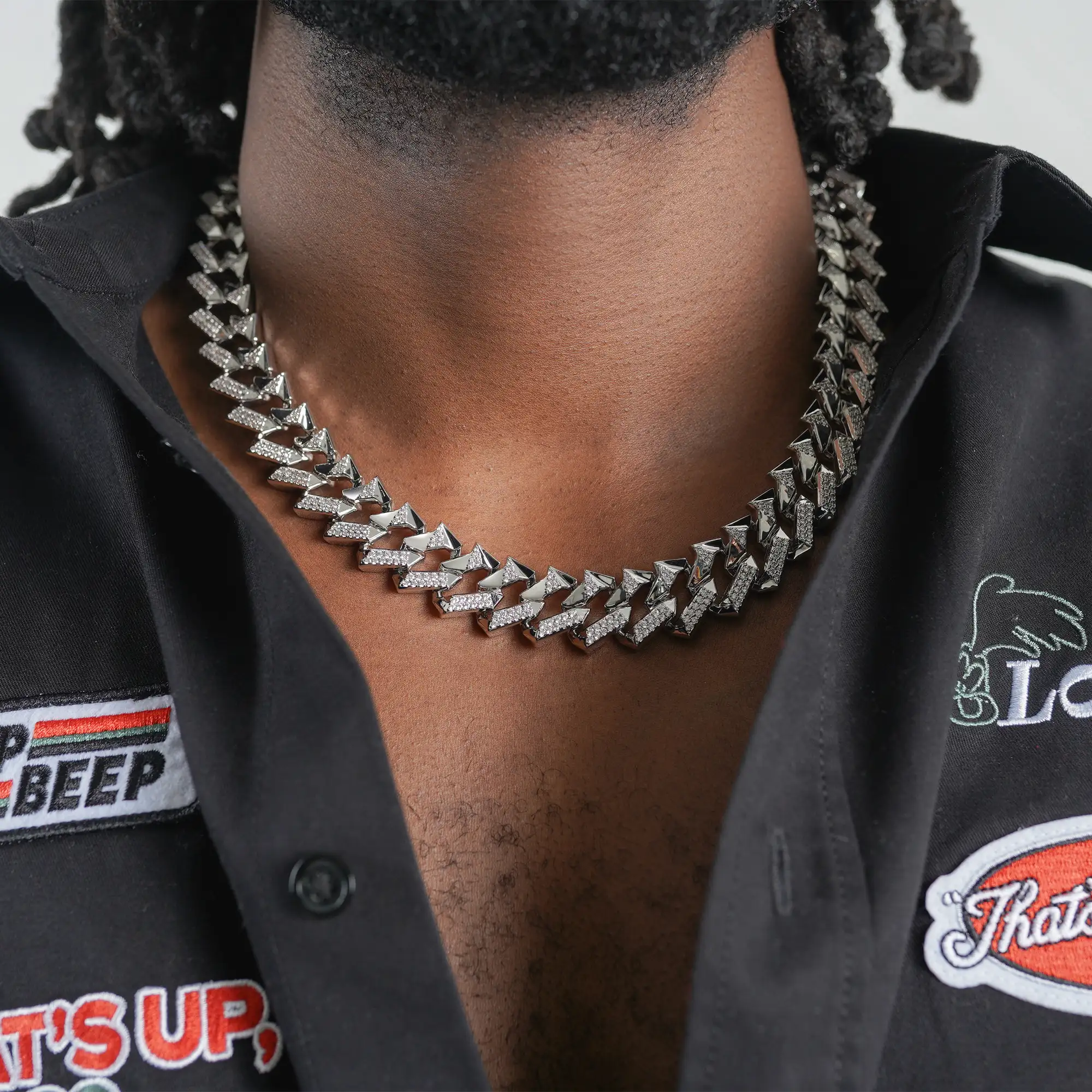 Aporro A®  Iced Out Cuban Chain - 19mm - Image 5