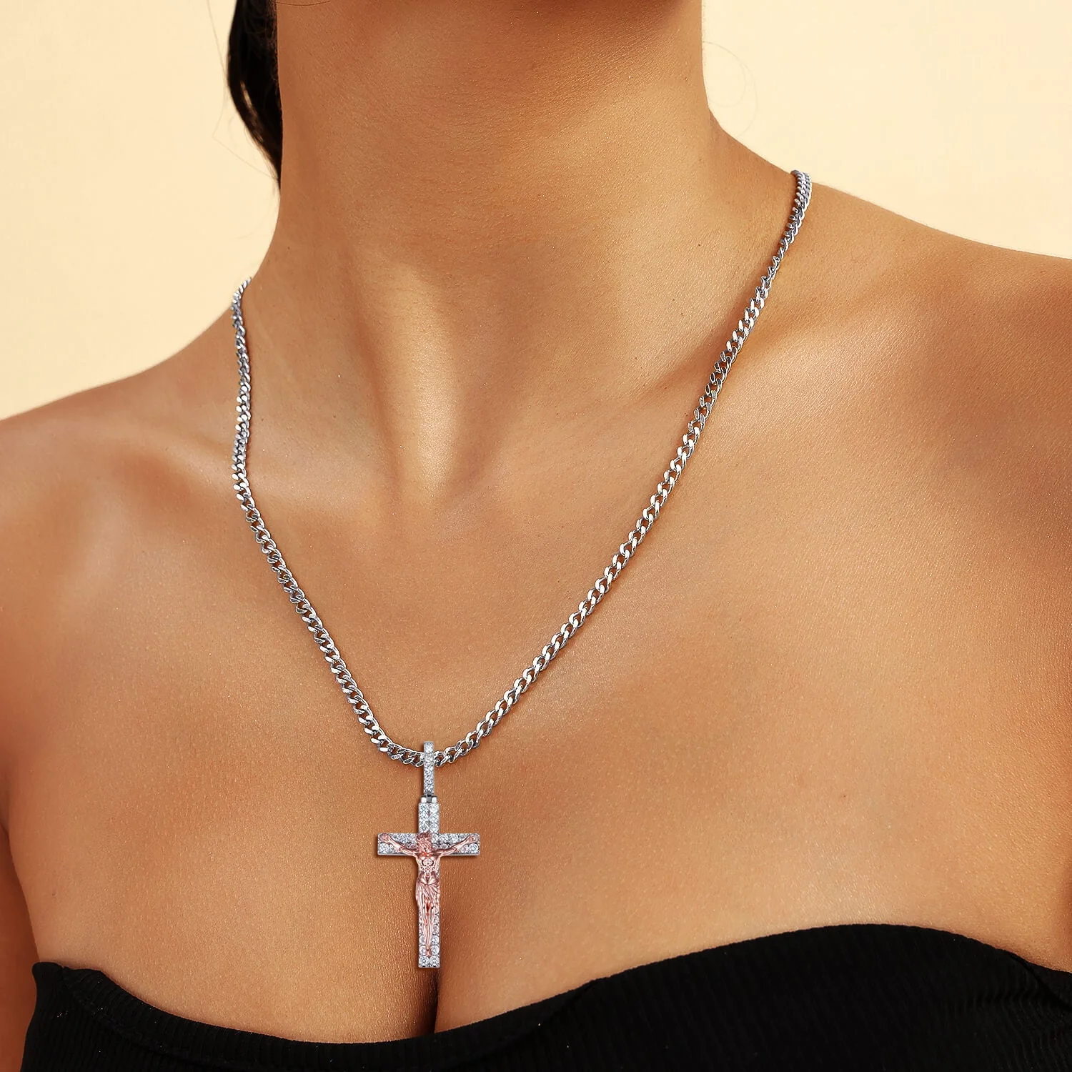 Moissanite Crucifixion of Jesus Pendant - Image 4