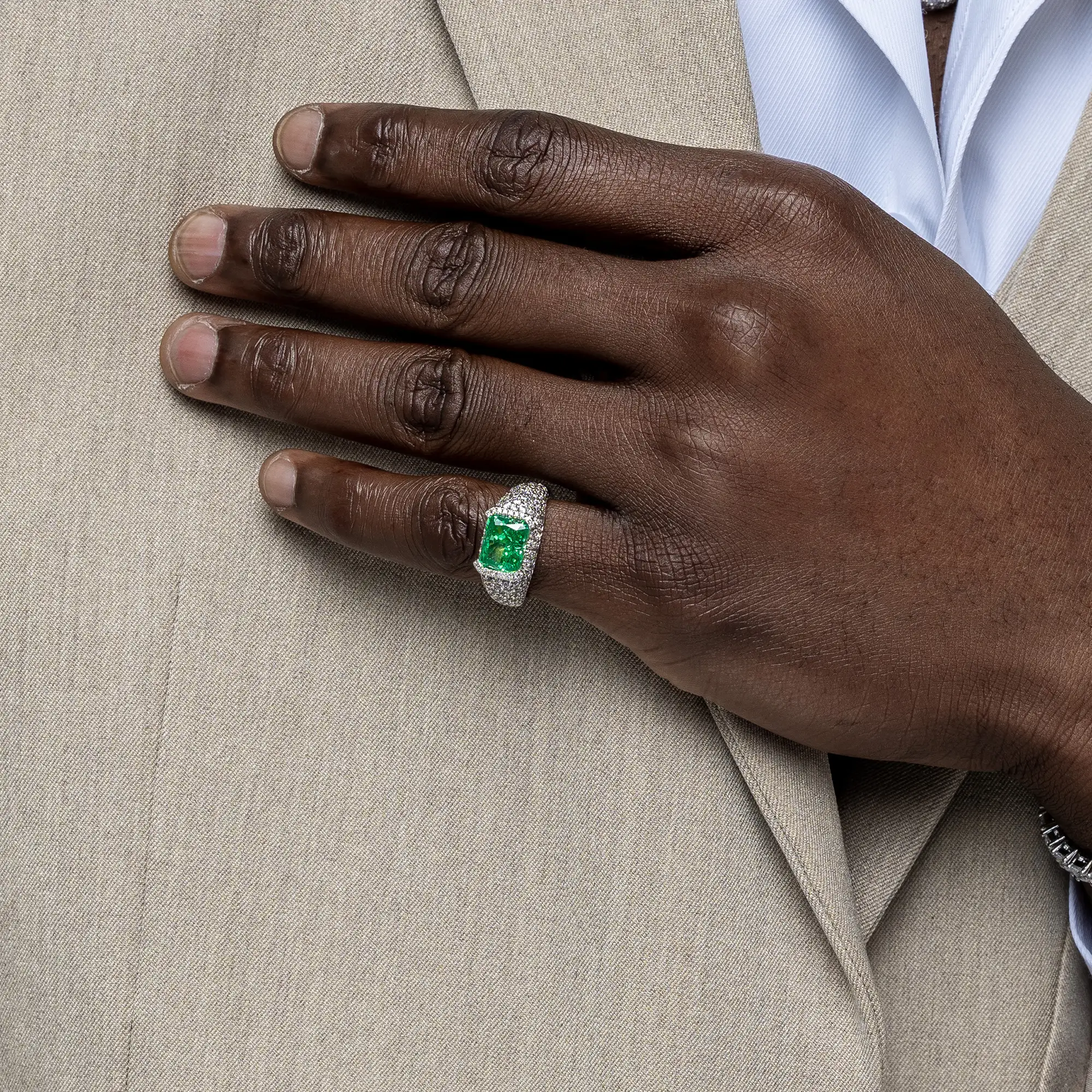 Crushed Ice Emerald Cut Ring - Fancy Green - Image 2