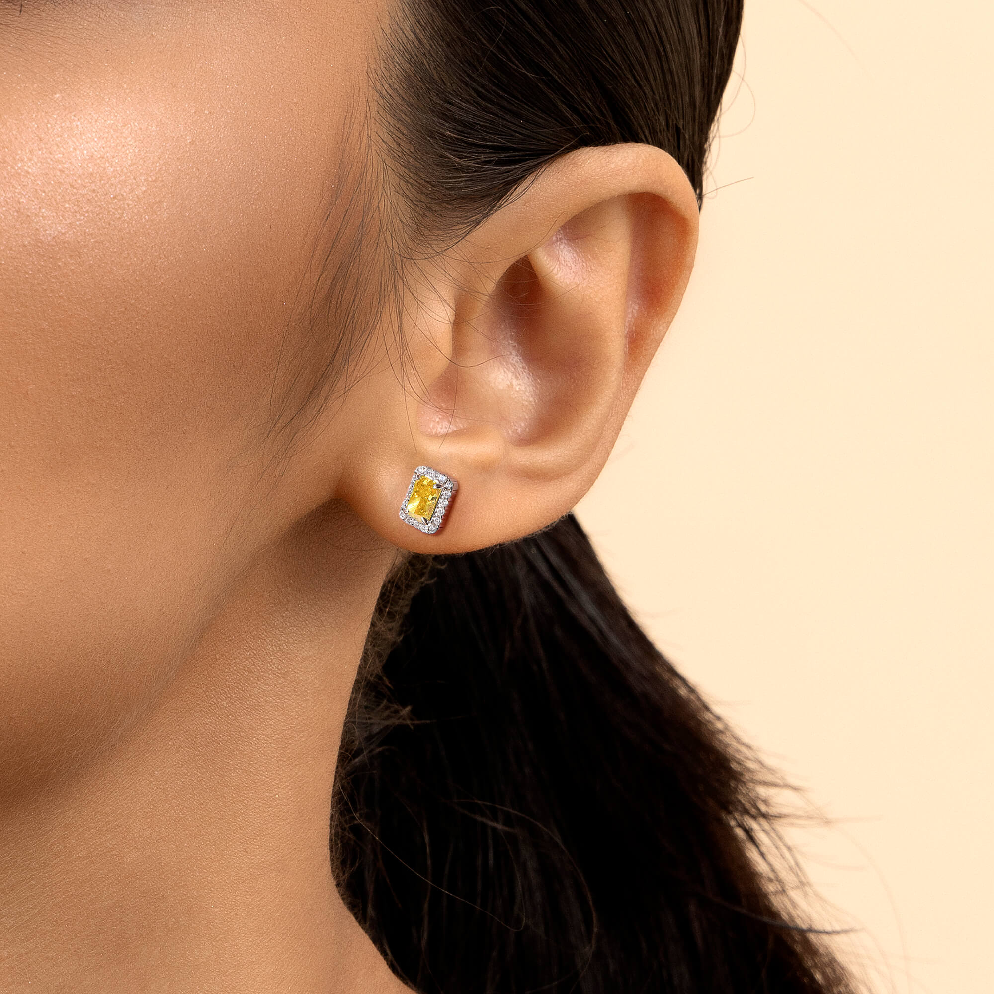 Crushed Ice Emerald Cut Stud Earrings - Pair - Image 13