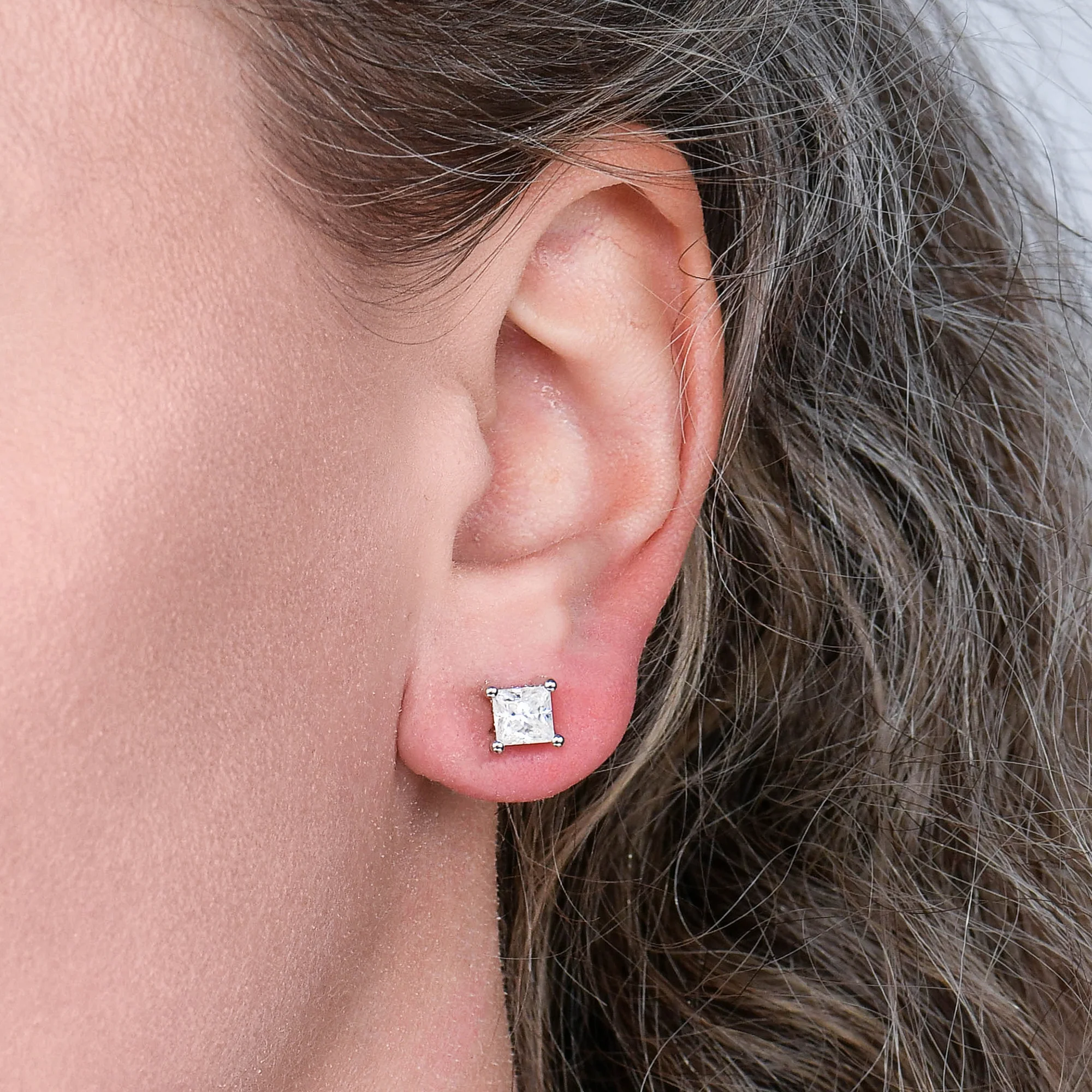 Moissanite S925 Princess Stud Earring - Image 3